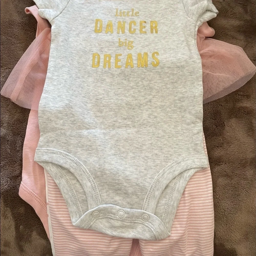 Carter’s Baby Girl 4pc Set – “Little Princess” Bunny Outfit Pink Gray SZ 9M –NWT